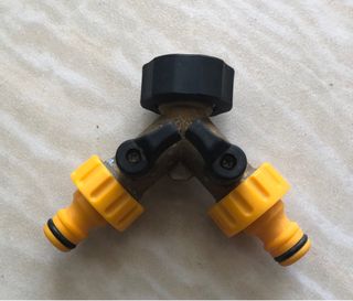 Conector Mangueras 2 Vías