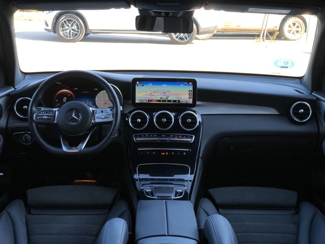 MB GLC 200D 4MATIC AMG LINE.