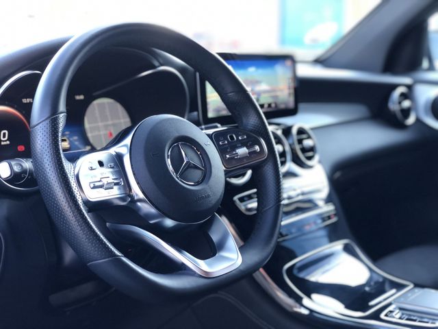 MB GLC 200D 4MATIC AMG LINE.