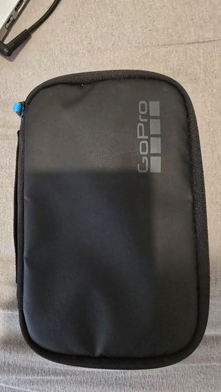 GoPro Hero 10 Black con accesorios