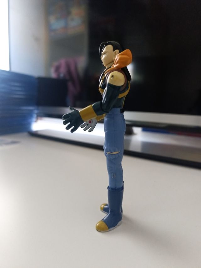 Figura Super Androide 17