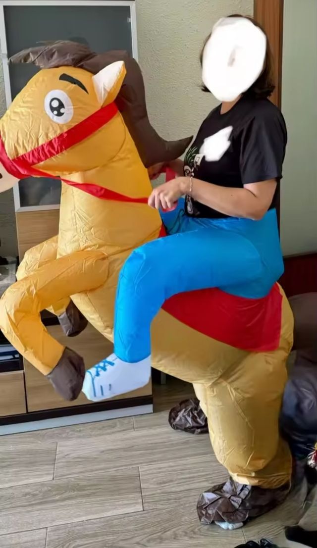 Fantasia Cavalo Insuflável