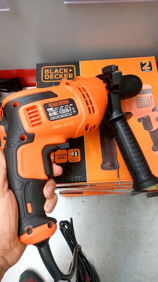 Taladro Percutor Black+Decker BEH200