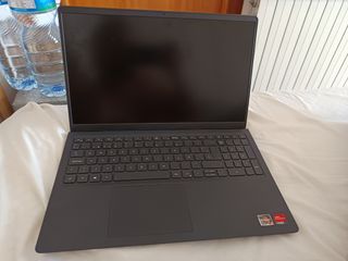 Dell Inspiron 15 3510 (P112F) in nero