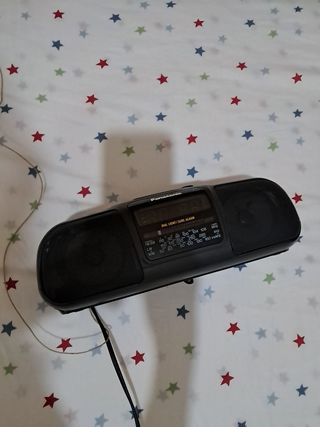 REBAJADISIMO Radio Despertador Panasonic Negro.