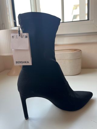 Botines Tacón Bershka Negros