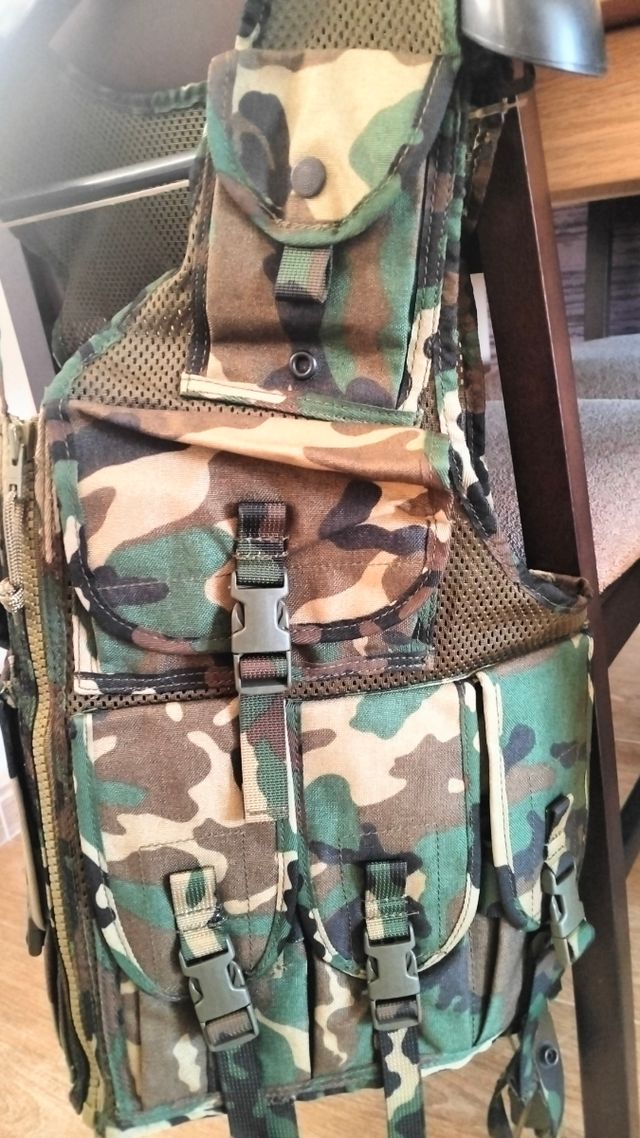 Chaleco táctico Altus camuflaje