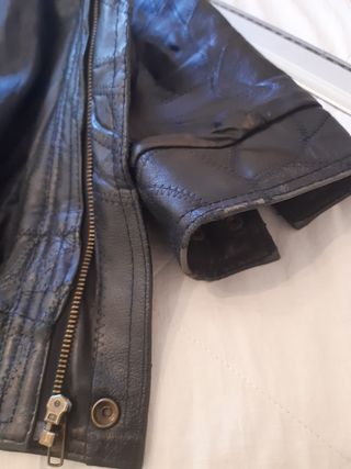 Giubbotto uomo in vera pelle.
