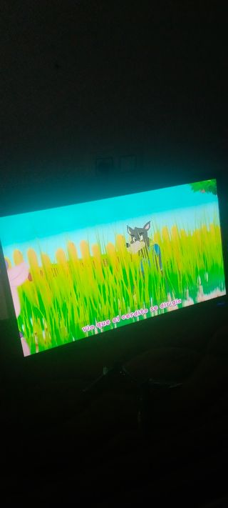 Smart TV Silver 32 android sin mando como nuevo