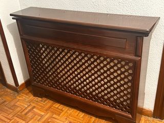 Cubre radiador de madera