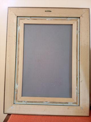 Quadro Dama con Abito Blu e Bianco 