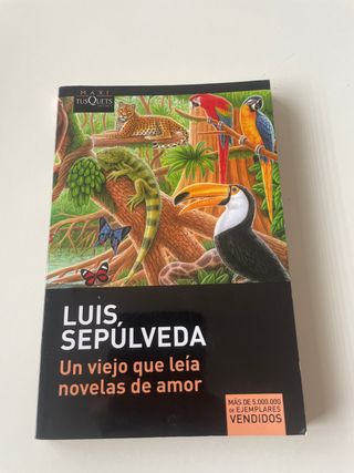 Un viejo que leía novelas de amor (Spanish Edit...
