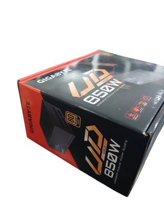 Fuente Gigabyte UD850GM 850W Gold Modular