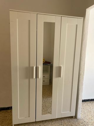 Armario blanco 3 puertas con espejo