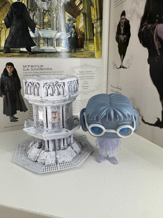 Figura Baño Myrtle La Llorona Harry Potter