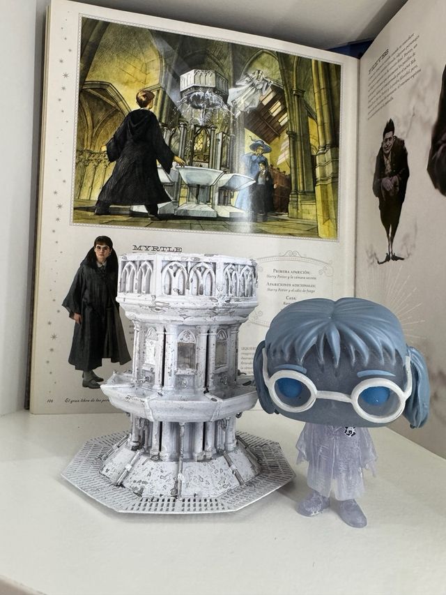 Figura Baño Myrtle La Llorona Harry Potter