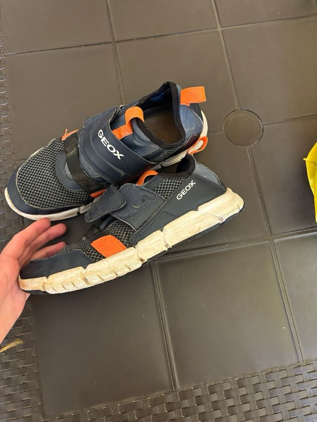 Zapatillas Geox niño/niña número 39 