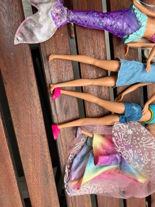 4 Barbies: Sirena, Princesa y Casual