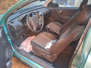 Opel Corsa 2006 reparación o piezas