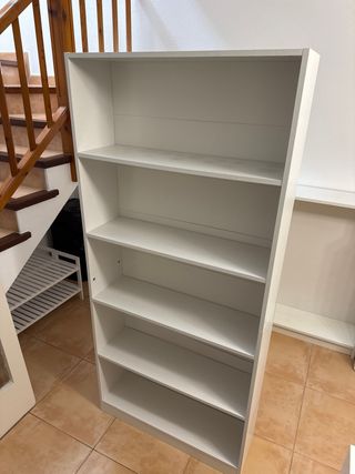 Estantería Blanca de Madera