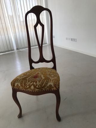 4 Sillas de Comedor Madera Tapizadas