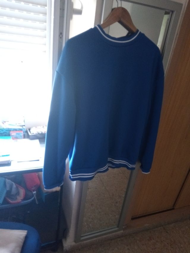 Jersey tipo chándal azul