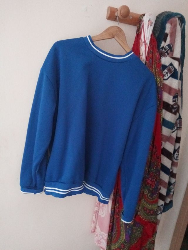 Jersey tipo chándal azul