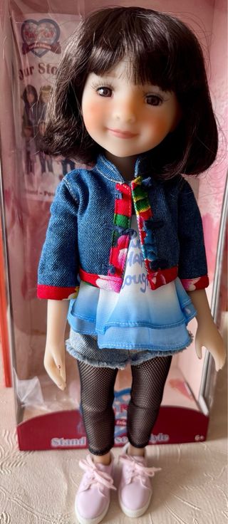 Muñeca Ruby Red Hannah