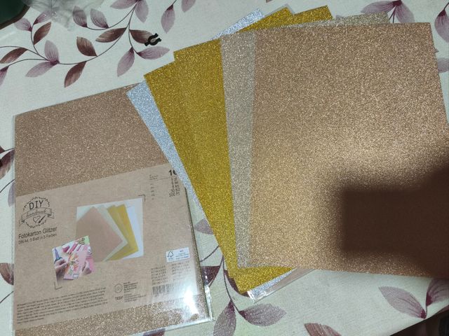 Cartulina purpurina dorada DIN A4