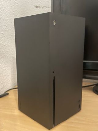 Xbox Series X 1TB + 2 Mandos