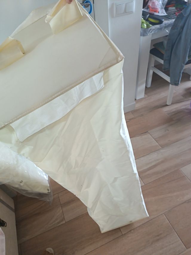 Fundas para varios trajes beige