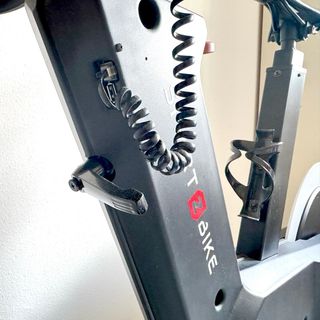 Bicicleta Indoor Zycle ZBIKE Smart + Accesorios
