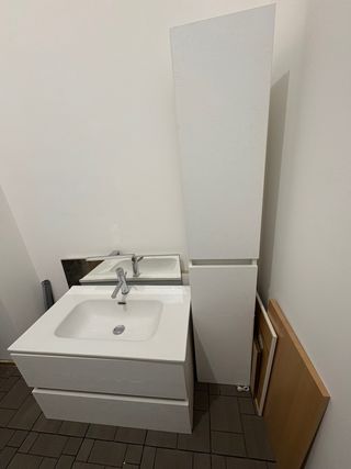 Mobile bagno sospeso bianco