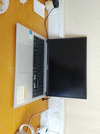 Portátil ASUS Vivobook Plata