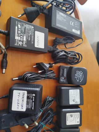 Adaptadores de Corriente AC/DC Varios