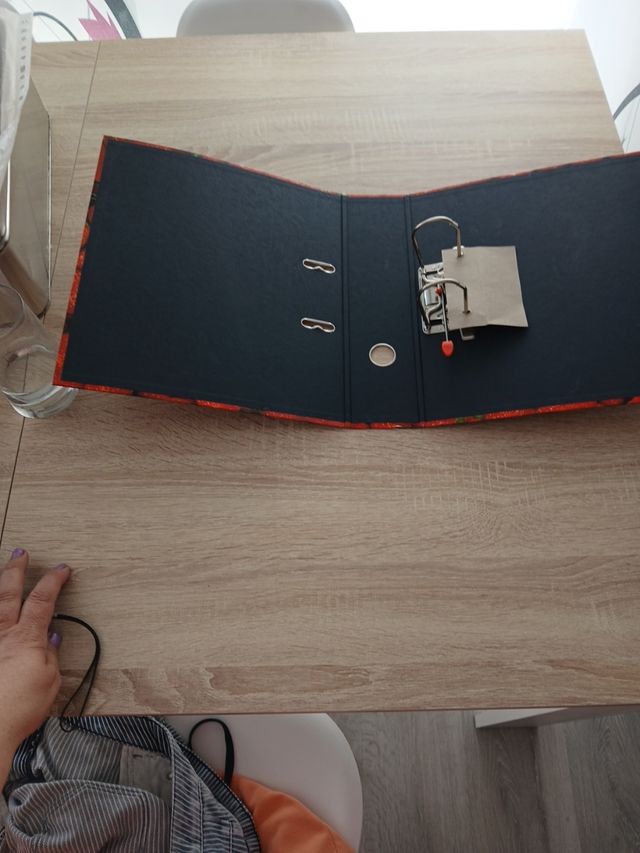 Fichero con diseño de fresas