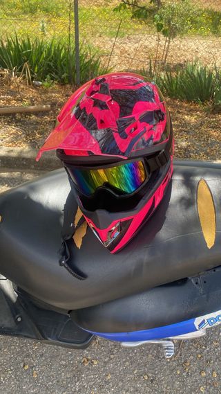 Casco Fox Rosa de Cross con Gafas 