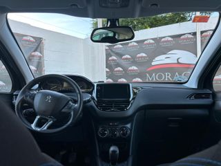Peugeot 208 2019
