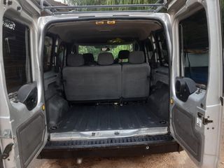 Ford Grand Tourneo Connect 2005