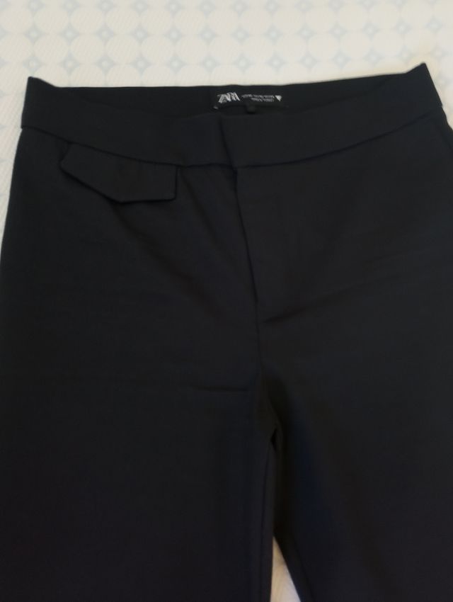 Pantalón recto Zara negro