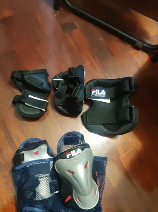 Protecciones Fila FP Junior. Nuevo, sin usar
