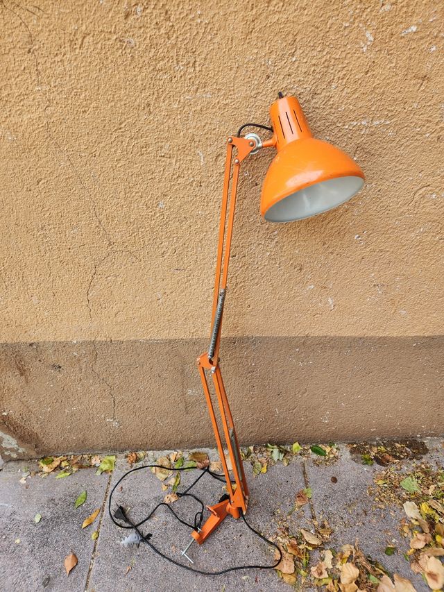 Lampada da tavolo vintage arancione Phase.