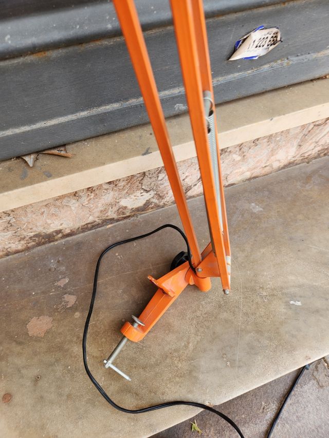 Lampada da tavolo vintage arancione Phase.