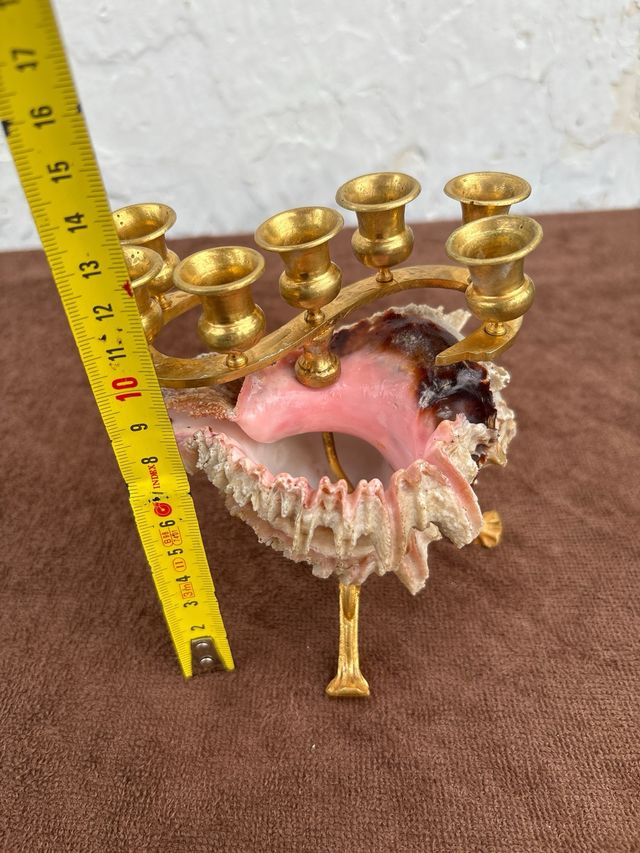 Candelabro antiguo caracola dorada