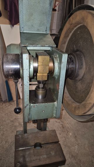 Prensa excéntrica MINEX 4000 4TON