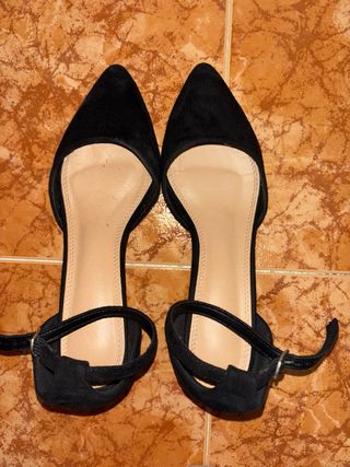 Zapatos de tacón negros