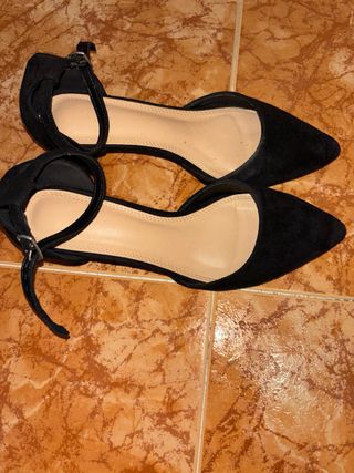 Zapatos de tacón negros