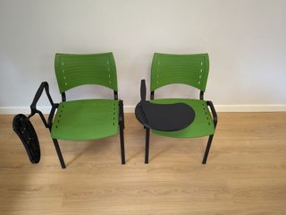 2 Sillas Verdes con pala abatible