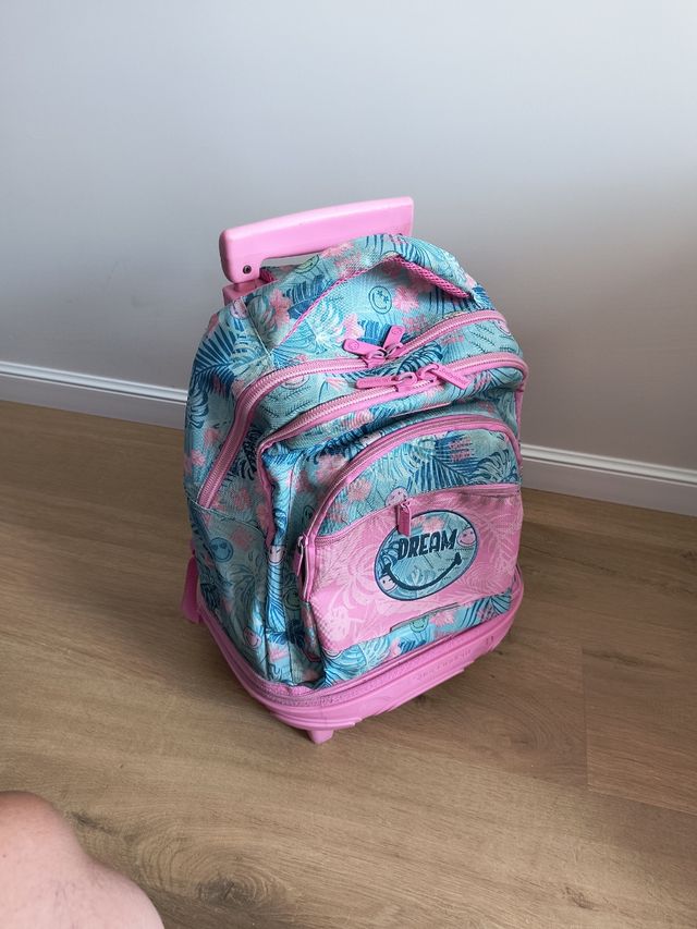 Mochila escolar con ruedas