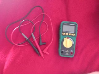 Multímetro Digital C-Logic 580